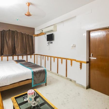 Hotel Sp Grand Karur  Екстериор снимка