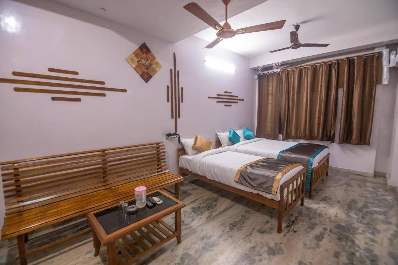Hotel Sp Grand Karur  Екстериор снимка